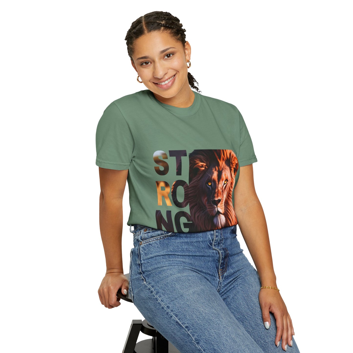 Strong Vibes T-shirt