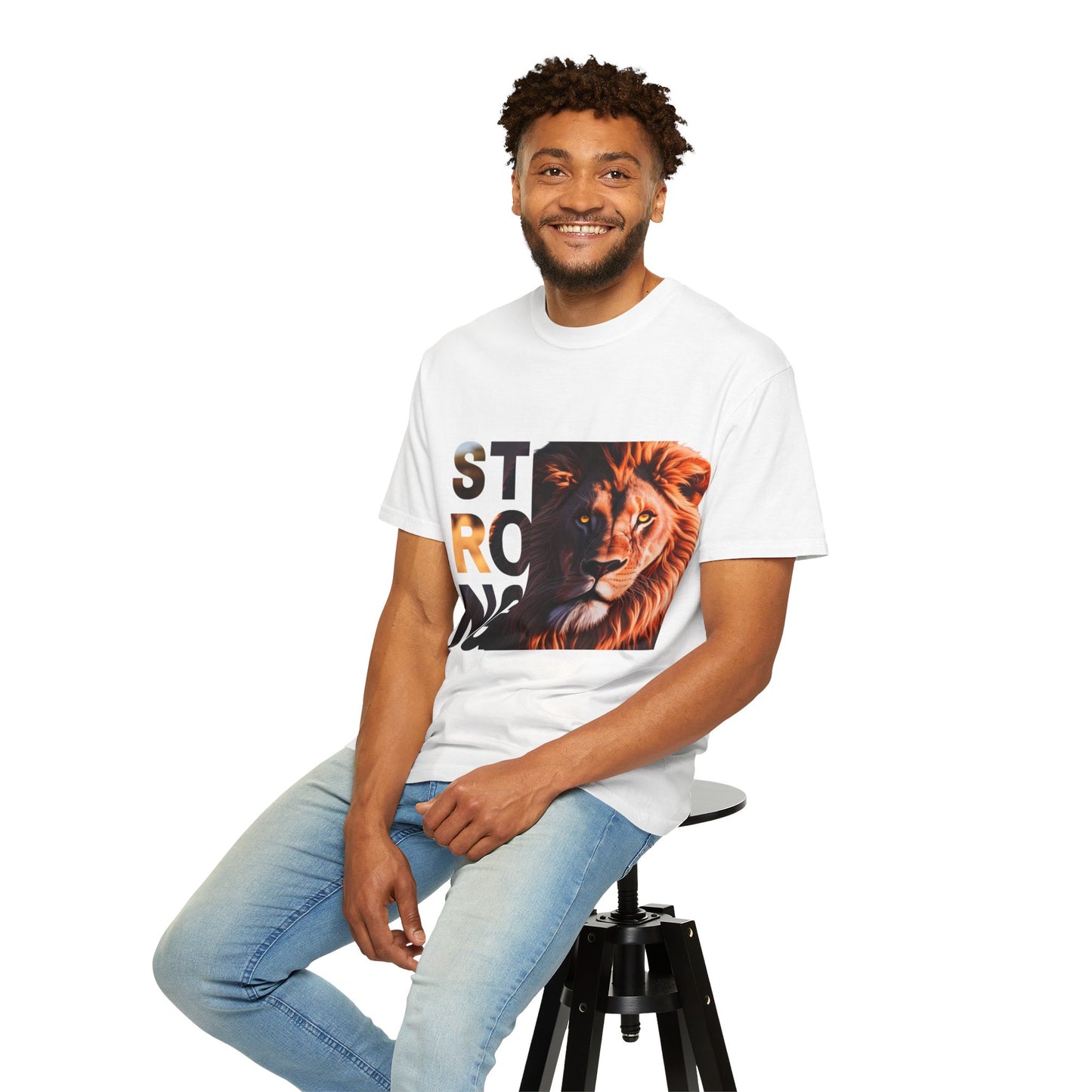 Strong Vibes T-shirt