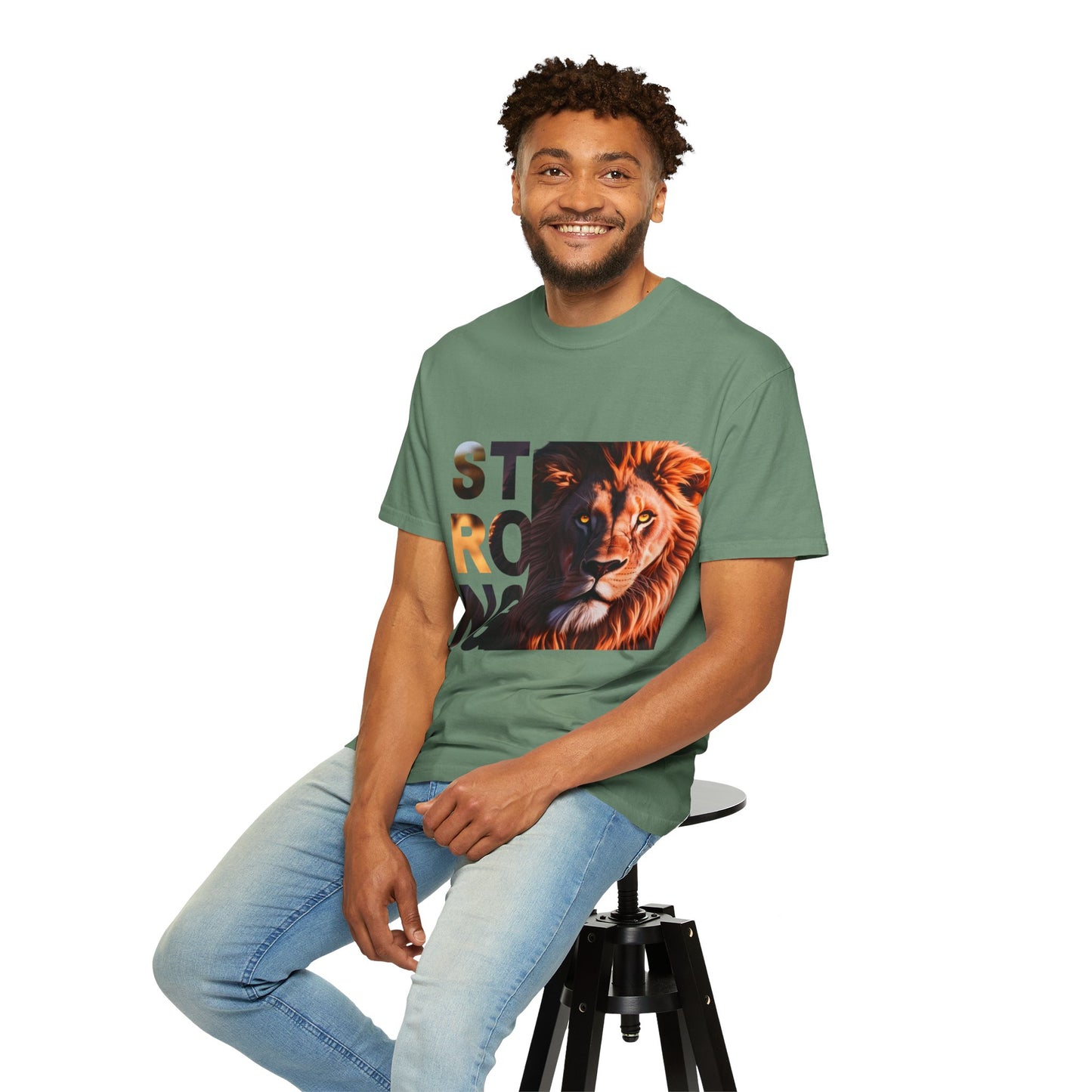Strong Vibes T-shirt