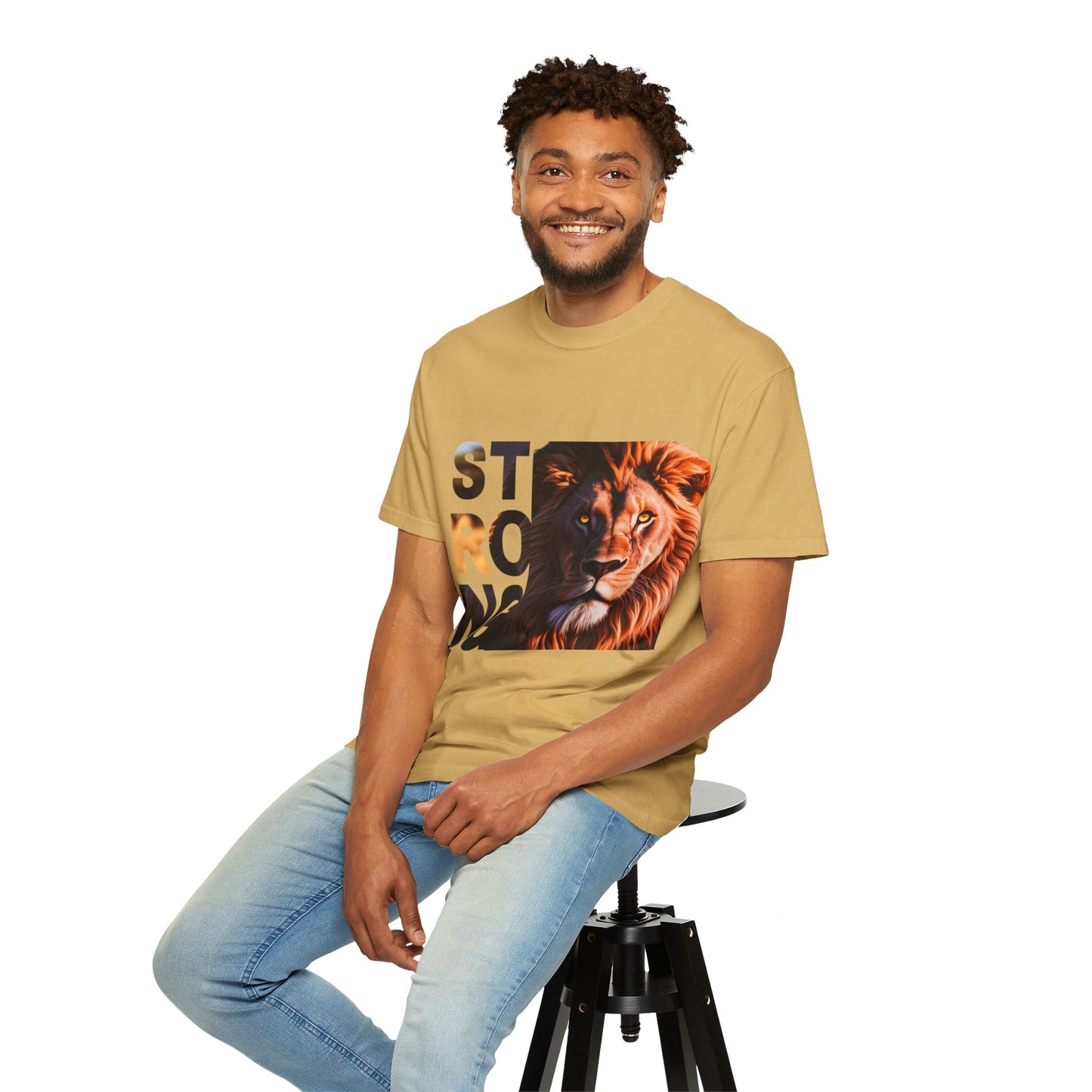Strong Vibes T-shirt